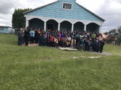 “El Canto Coral en la Isla Quinchao: Conciertos Educativos”, dirigidos por el profesor Alvaro Subiabre.